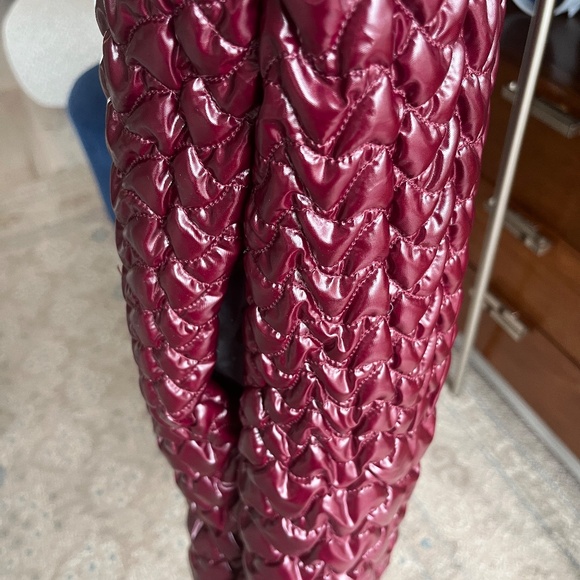 Unique designer puffer jacket/coat - Picture 12 of 15